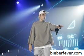 Justin Bieber Naik ke Atas Panggung Untuk menutup festival Philly’s Made in America